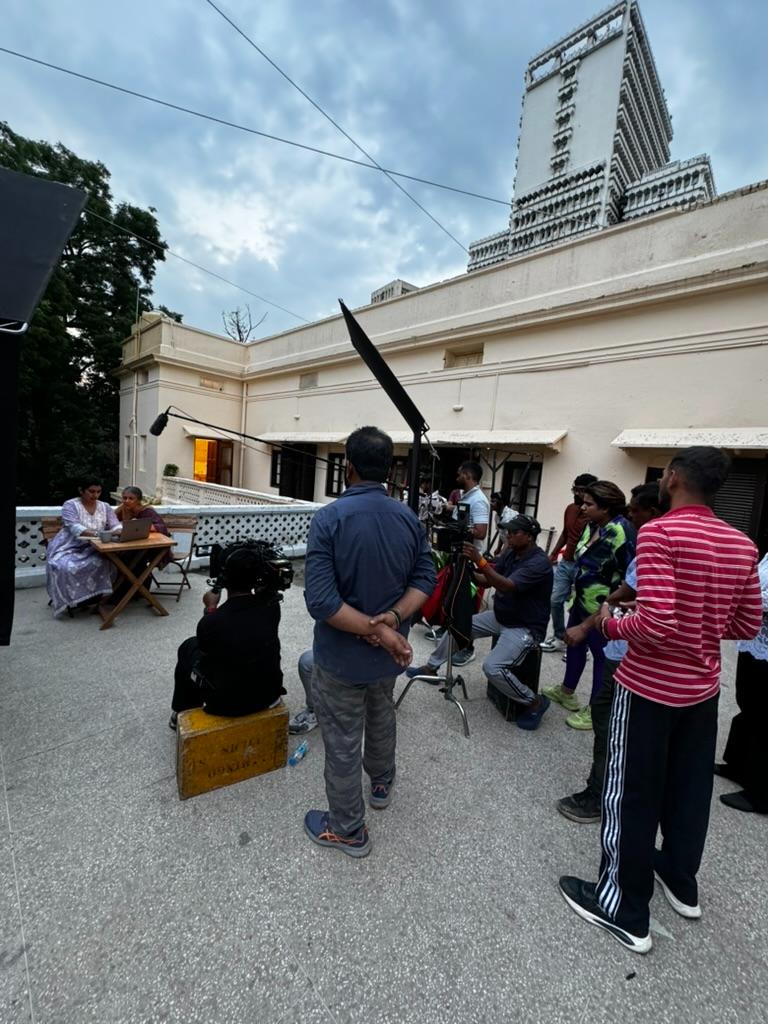 Image gallery marquee