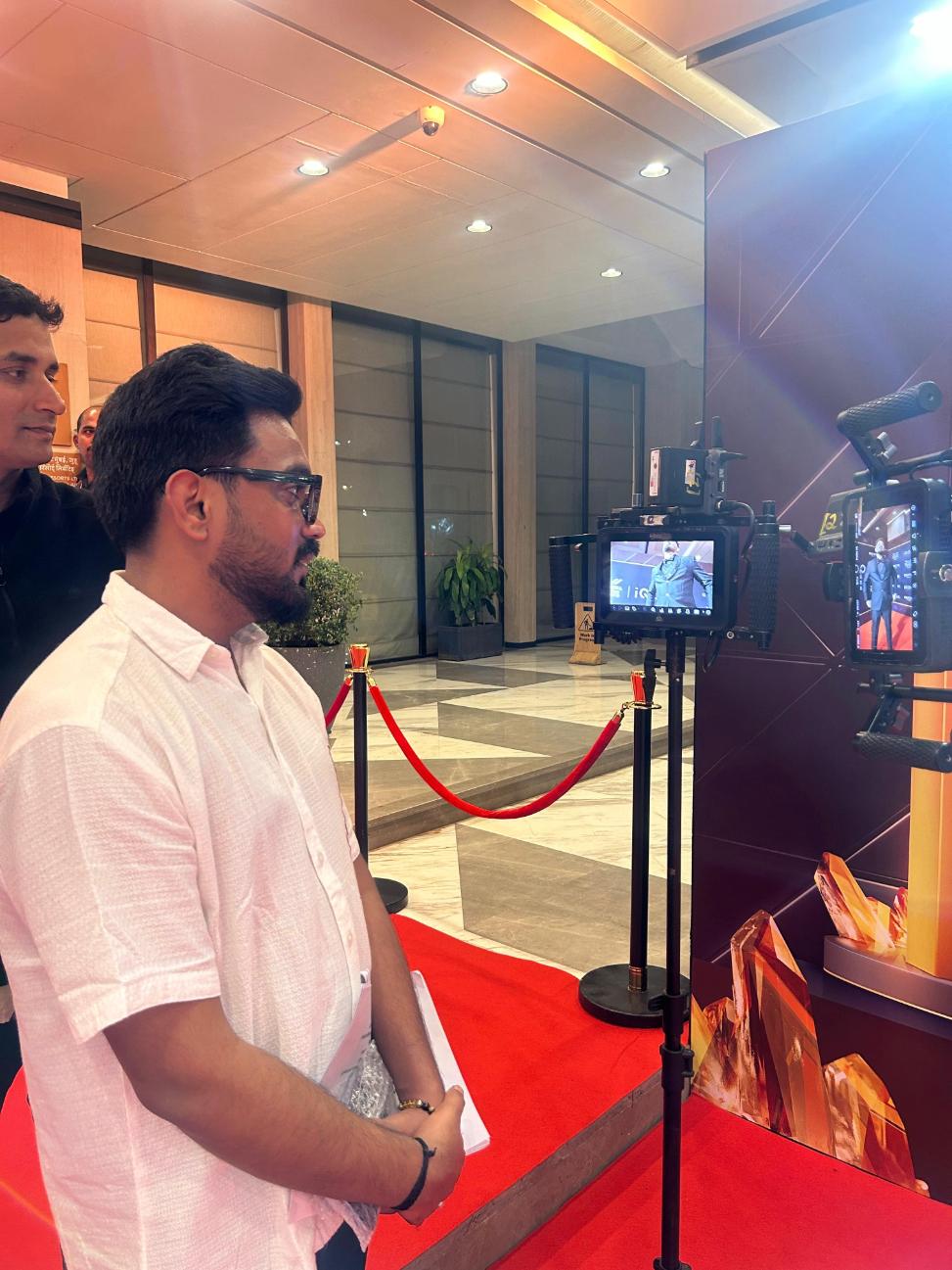 Image gallery marquee