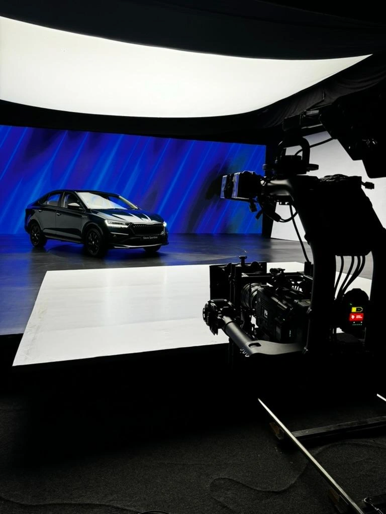 Image gallery marquee