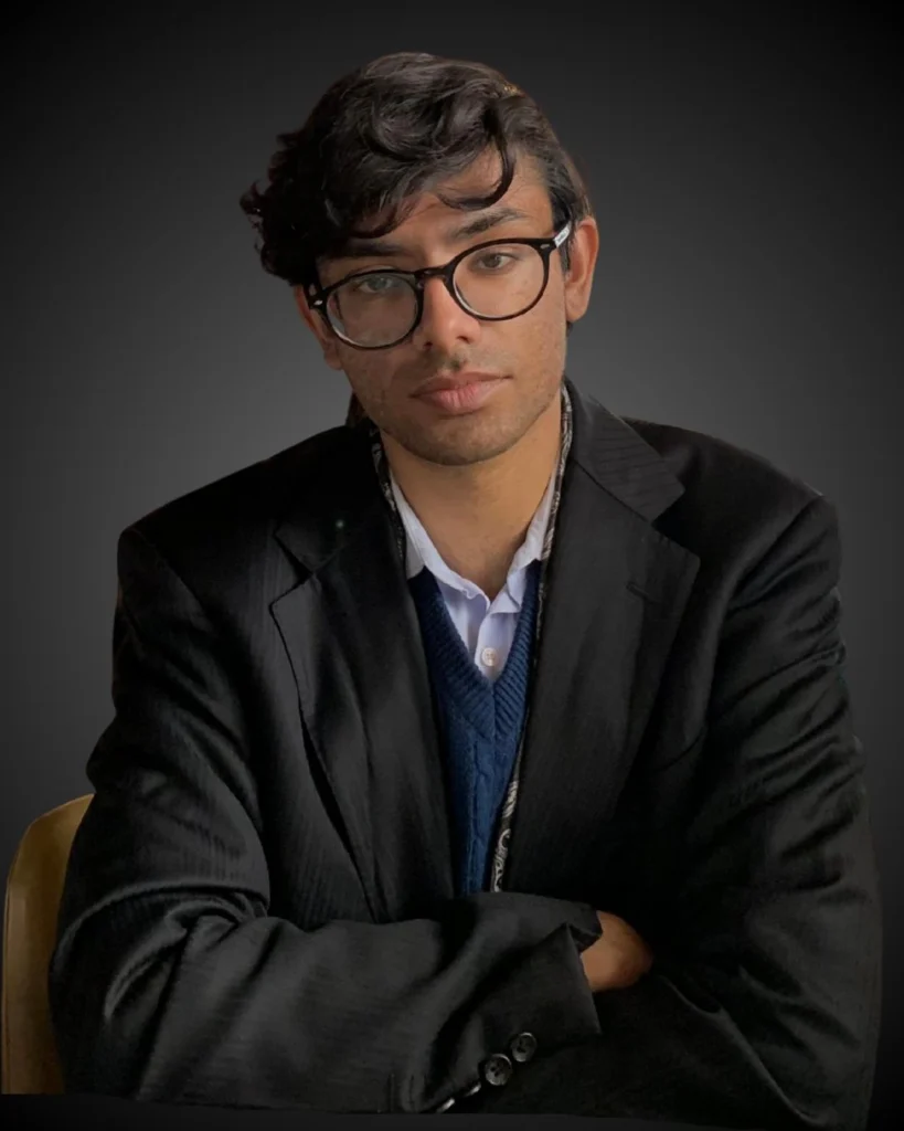 Vivek-Chakravorty-Graphic-Designer